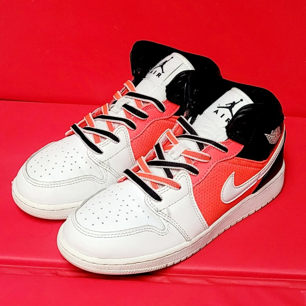 Jordan 1 Mid Black Infrared GS Shoes #FB4417-016 size 5Y Big Boys / Women's 6.5 - Picture 4 of 12